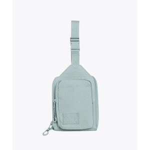 NWT Beis sport sling in slate